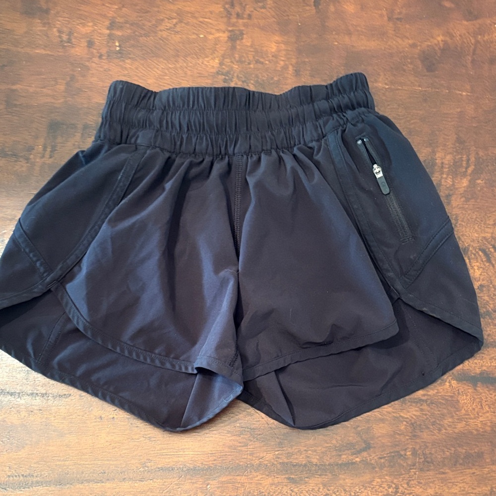 lululemon athletica Hotty Hot 4” shorts